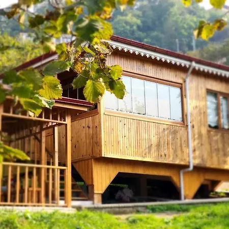 Holiday home Bahcede Ahsap Bag Evi Ve Cardak Trabzon